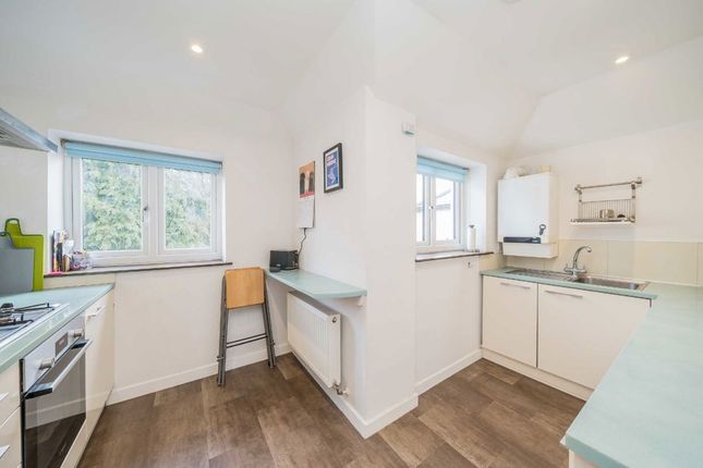21, Gainsborough Road, Kew photo 2