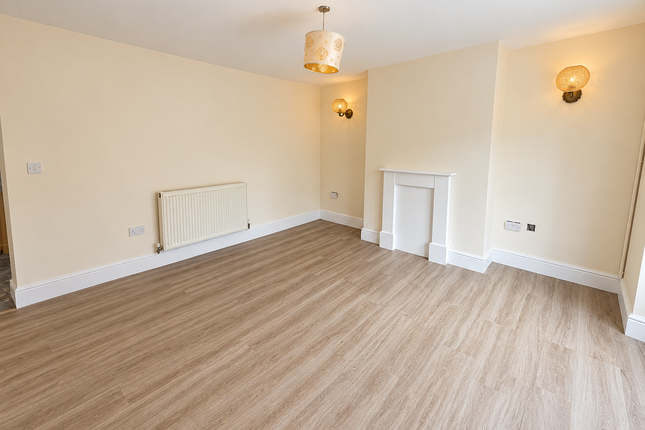 15, Bratton Road, Westbury photo 4