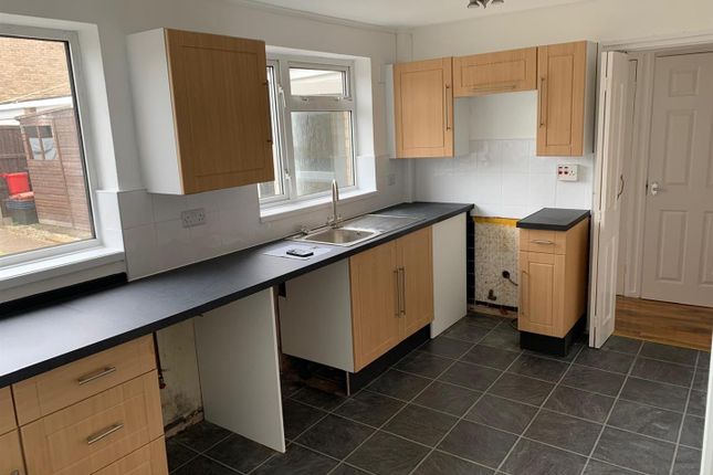 Thumbnail Terraced house to rent in Canterbury Way, Stevenage