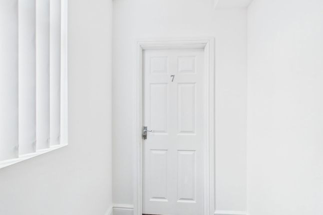 Apartment 7 62, Park Road, Wigan photo 4