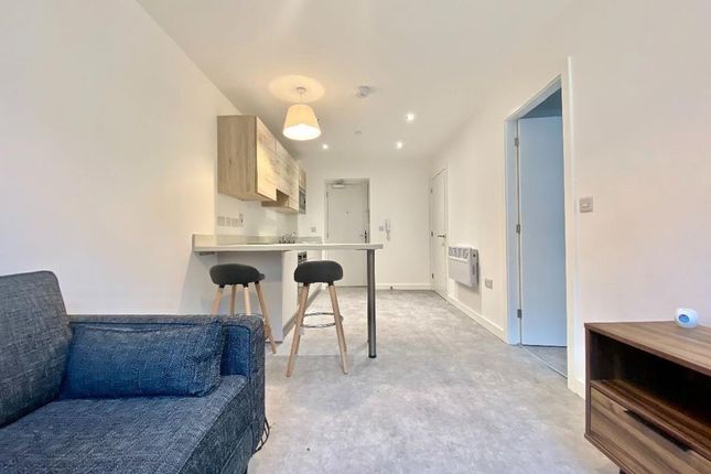 Flat to rent in 202 Birtin Works, Henry St S3