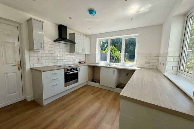 61, Gilbanks Road, Stourbridge photo 2