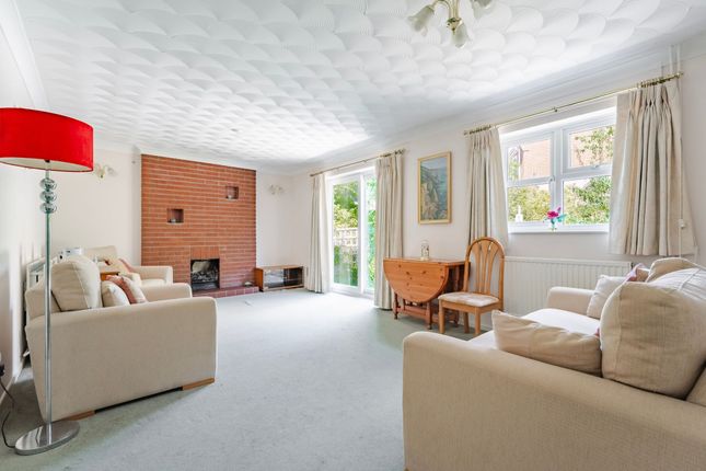 25 Highview Close, Norwich photo 4
