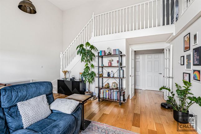 61, Kirkland Drive, Enfield photo 3