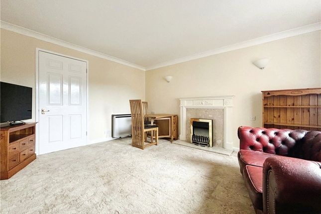 Flat 26, Cliff Court,, Currie Road, Isle of Wight photo 2