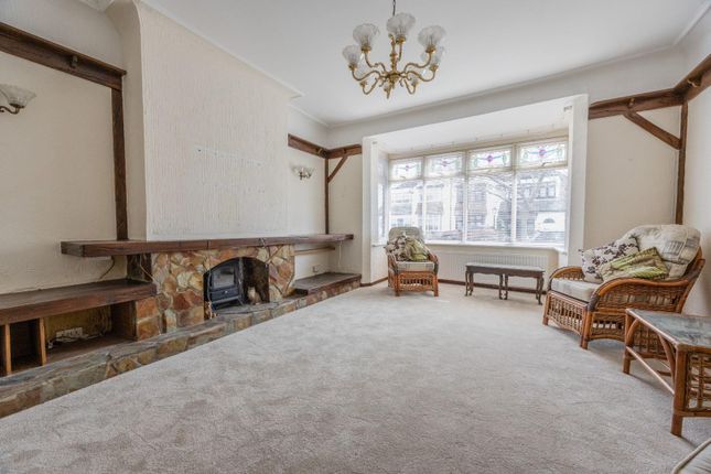 43, Crescent Road, Leigh-On-Sea photo 2