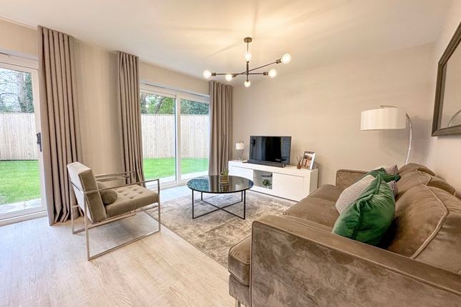 2 bed property for rent in Kings Park Road, Kings Park, Scartho DN33