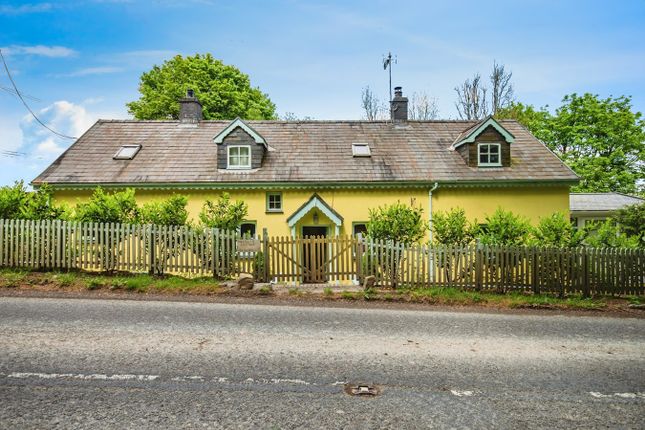 Thumbnail Cottage for sale in Pencarreg, Llanybydder