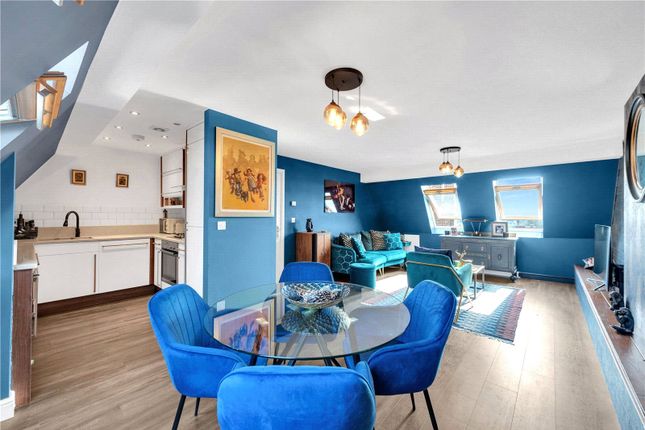 31, Bunstone Hall, Chapel Drive photo 4