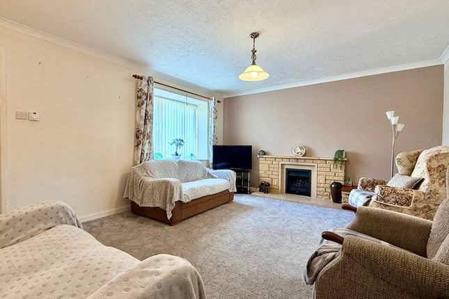 24, Manor Farm, Chard photo 3