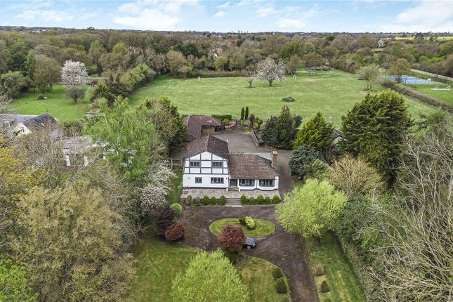 Thumbnail Detached house for sale in Reynards Road, Welwyn, Hertfordshire