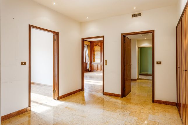 Apartment for sale in Lombardia, Milano, Milano