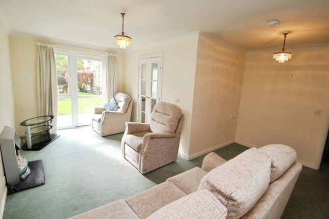 Apartment 7, Ladybower Court,, North Road, Derbyshire photo 4