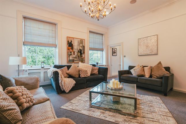 84 Porter Brook View, Sheffield photo 4