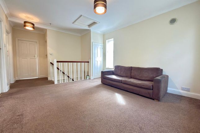 8, The Close, Harrow photo 5
