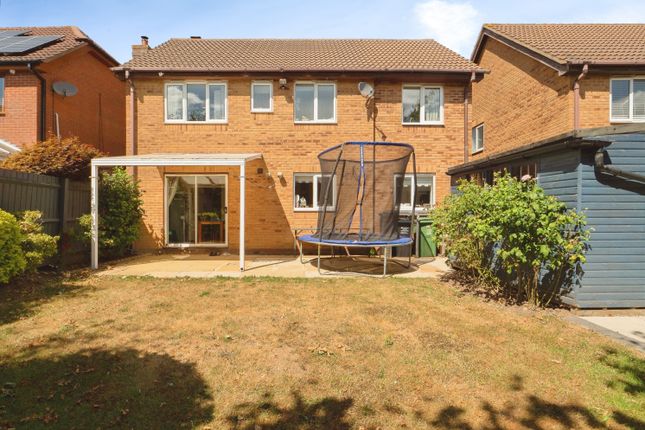 15, Fishpond Way, Loughborough photo 2