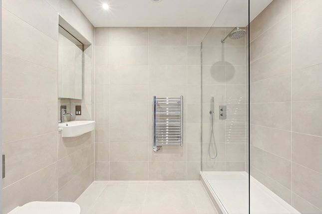 APEX One Nine Elms - Studio, 3, APEX One, Nine Elms photo 3