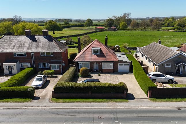 3-bed detached on 3a Ayton Road, Scarborough, £375,000