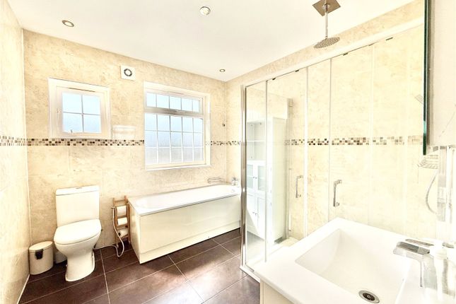 4, Boxmoor Road, Harrow photo 2