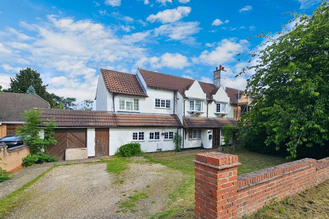 Thumbnail Semi-detached house for sale in Hinckley Road, Leicester Forest East, Leicester