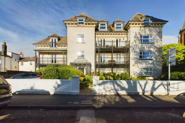 Flat for sale in Tennyson Road, Worthing