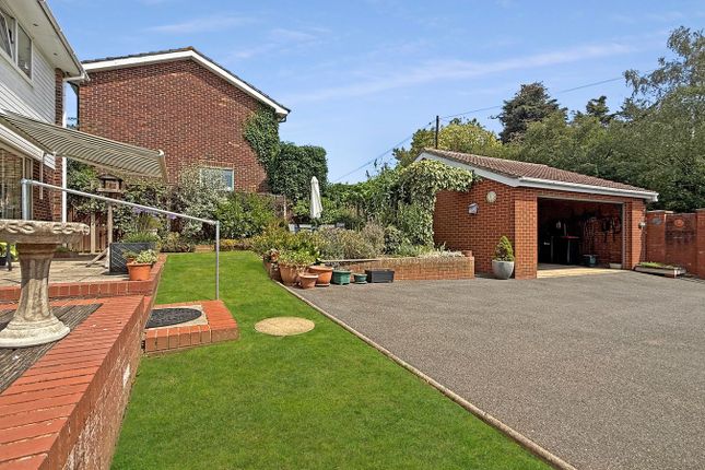 8, Hereward Way, Braintree photo 2
