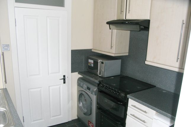 28, Brixton Road, North Watford photo 4