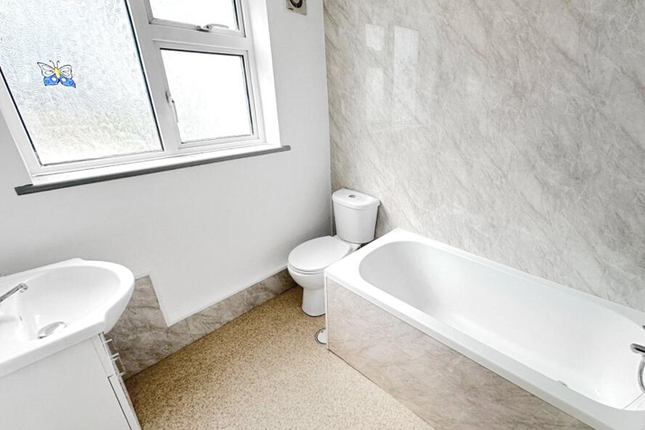 Room 1, Chatham photo 5
