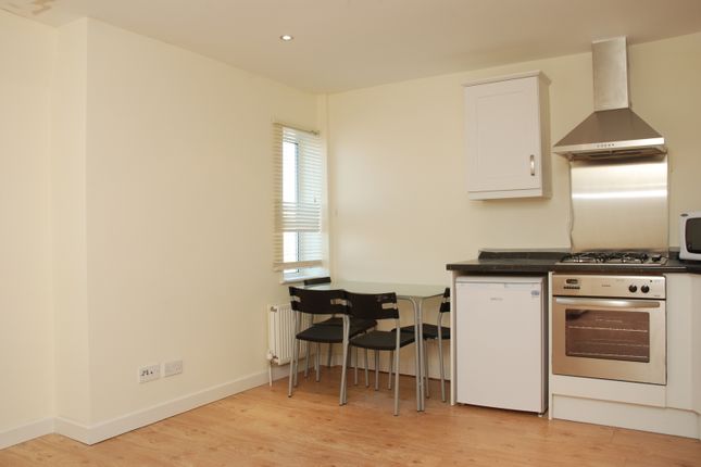 Rayners Lane, Rayners Lane photo 4