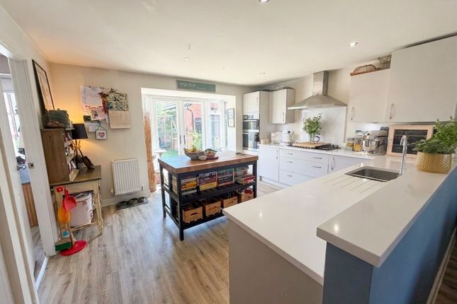 6 Caldicot Gardens, Grantham photo 4