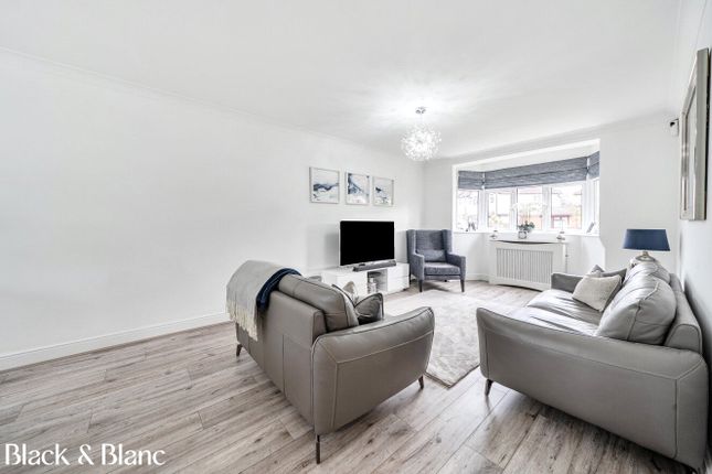 213A, Eden Park Avenue, Beckenham photo 3