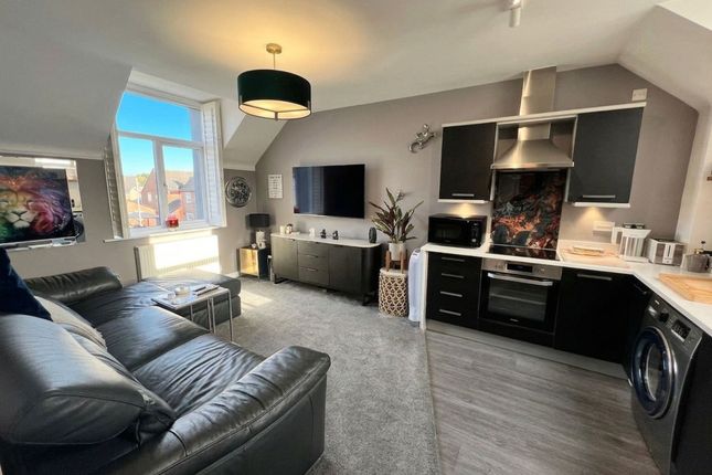 2-bed house on 117 Christie Lane, Salford, £220,000