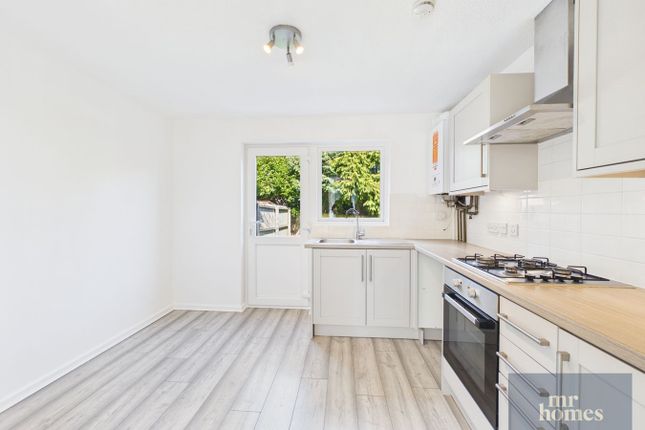 42, Glyn Simon Close, Cardiff photo 4