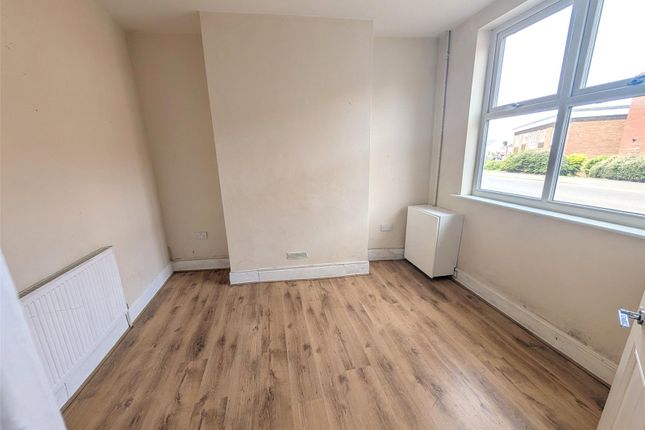 122, High Street, Telford photo 4