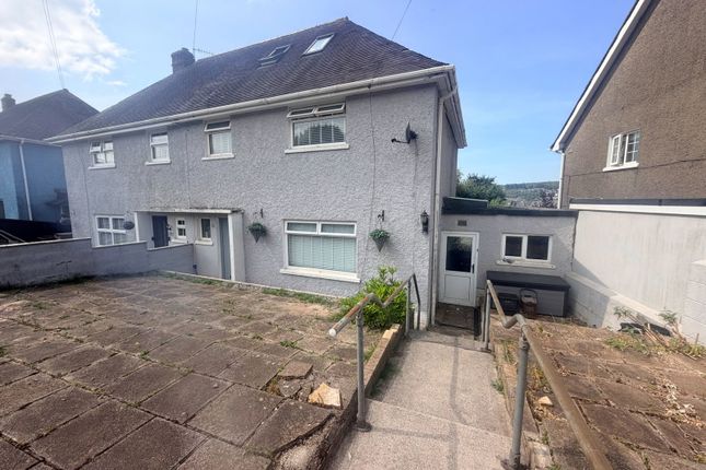31, Christopher Road, Maesteg photo 3