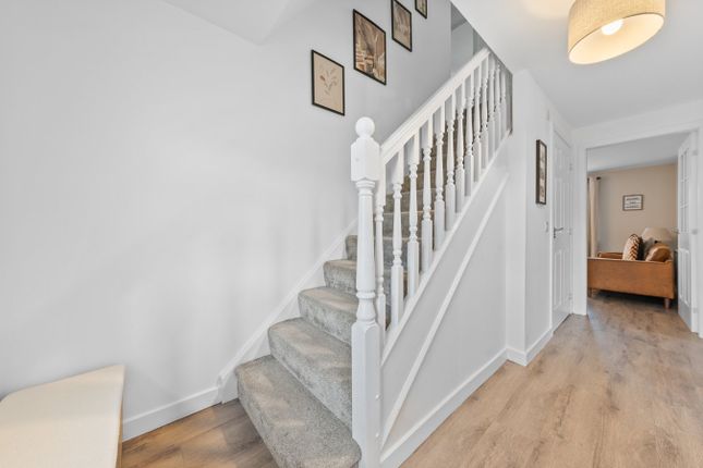 27, Franklin Avenue, Falkirk photo 4