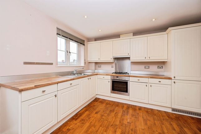19, Taylor Court, Ashbourne photo 3