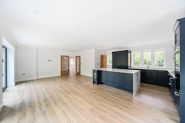 Tanglewood,, Guildford Road, Woking photo 3
