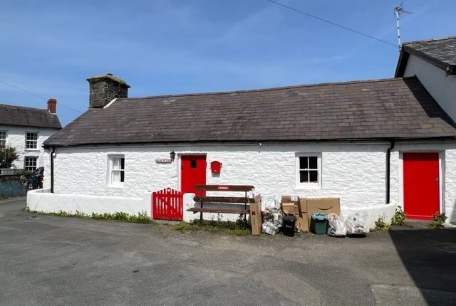 Cottage for sale in Heol Non, Llanon