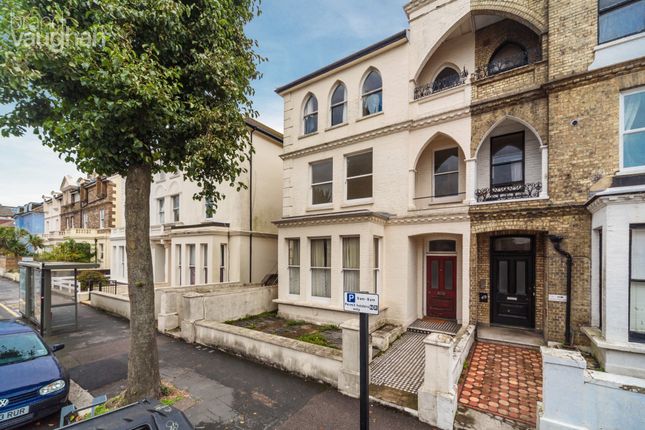 Flat to rent in Sackville Road, Hove, East Sussex