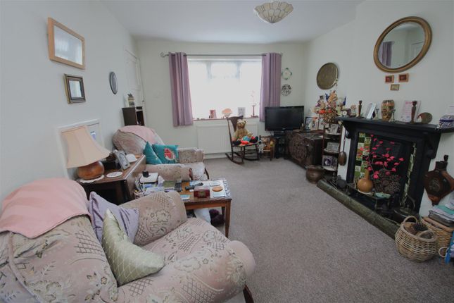 30, St. Saviours Road, Totland Bay photo 3