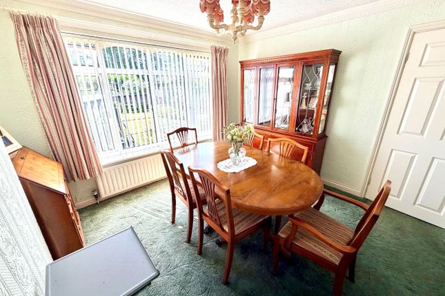 65, Measham Way, Wolverhampton photo 4