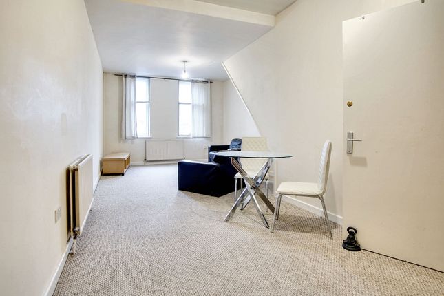 Flat to rent in Oxford Street, Leicester