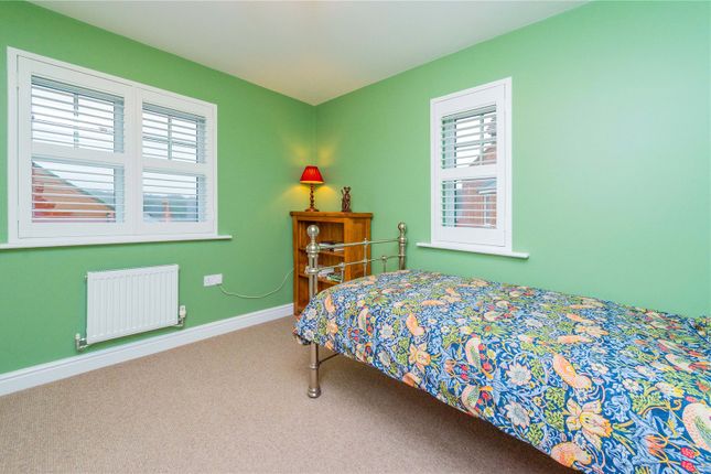 23, Jarrett Walk, Telford photo 4