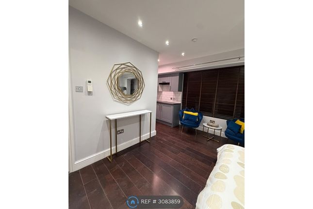 Cheam, Sutton photo 4
