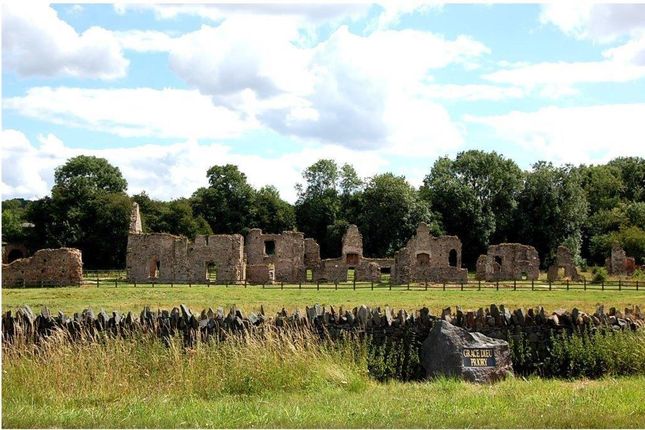 Thringstone.Jpg