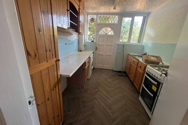 59 Paton Grove, Moseley, Birmingham photo 4