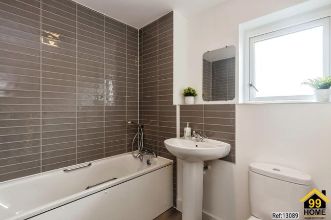 Flat for sale in 1 Burrows Close, Gloucester, Gloucestershire