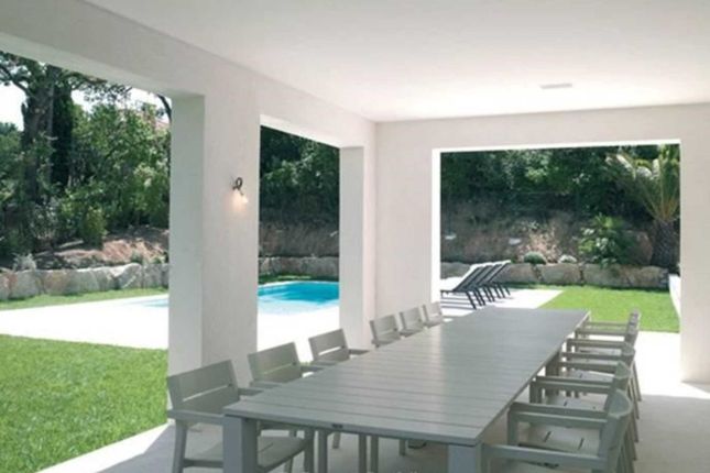 Villa for sale in St Tropez, Cote d`Azur, France