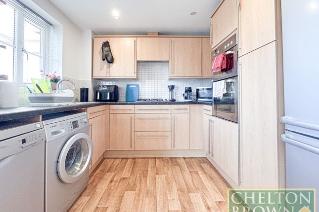 Flat 6, 50, St Crispins Crescent, Northampton photo 3